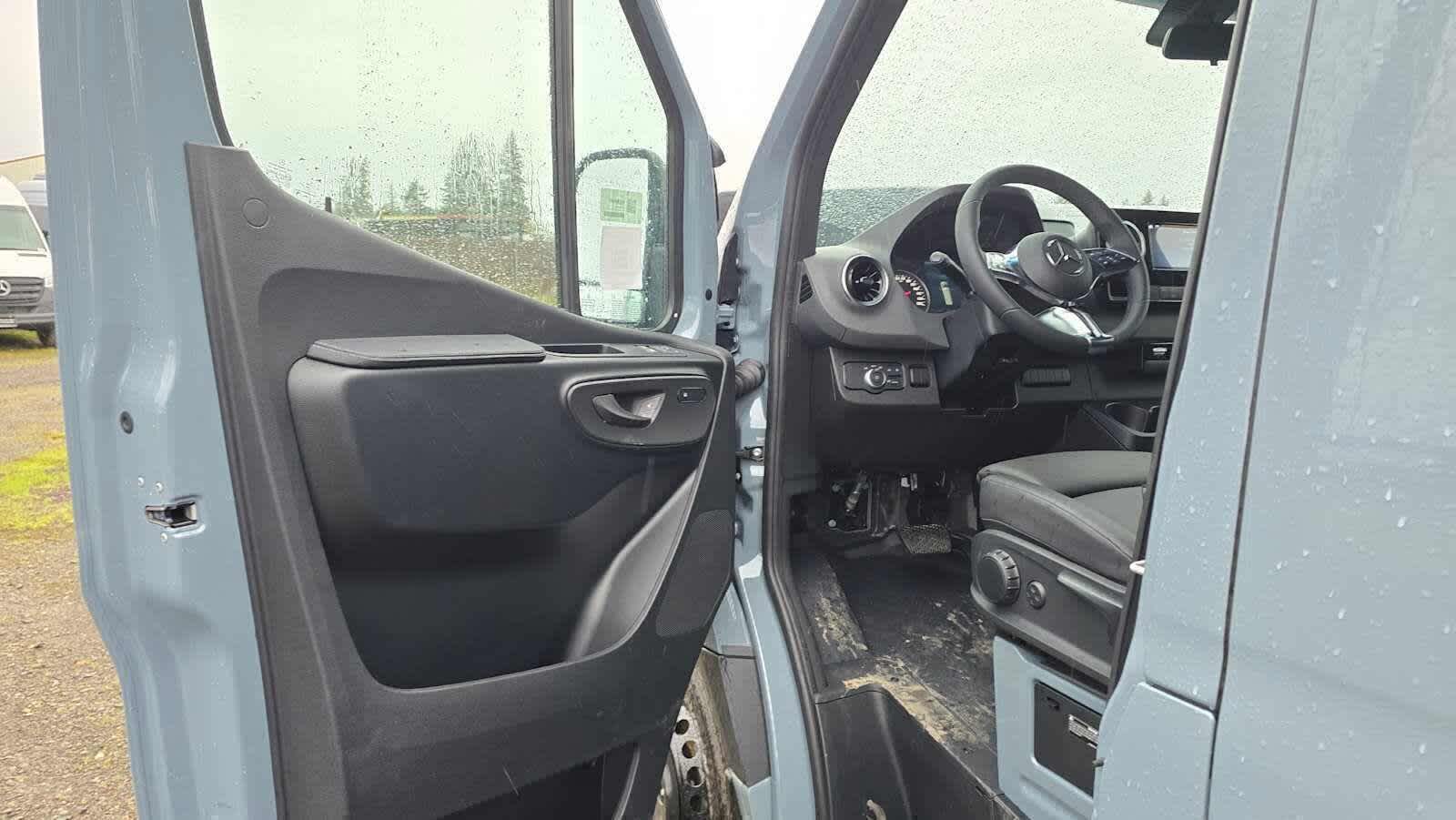 2026 Mercedes-Benz Sprinter Cargo Van 3500XD High Roof I4 Diesel HO 170" Extended RWD