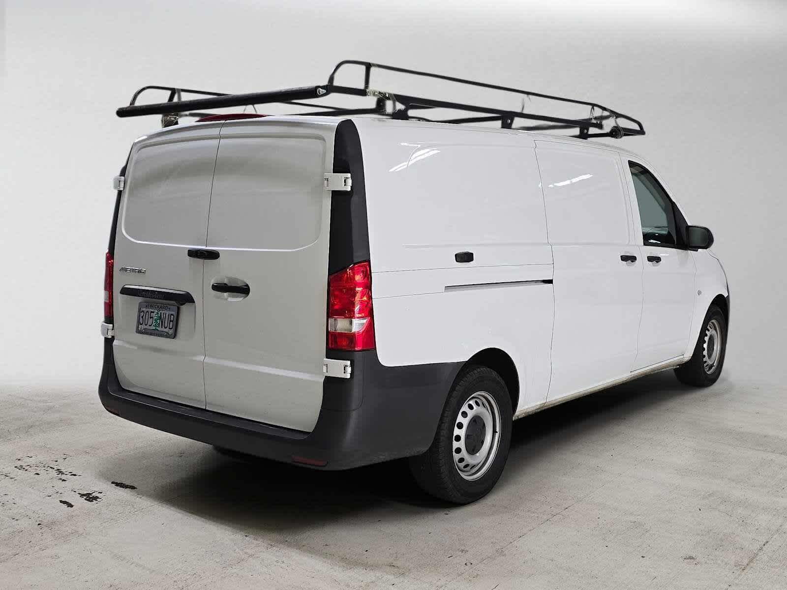 2022 Mercedes-Benz Metris Cargo Van Standard Roof 135 Wheelbase