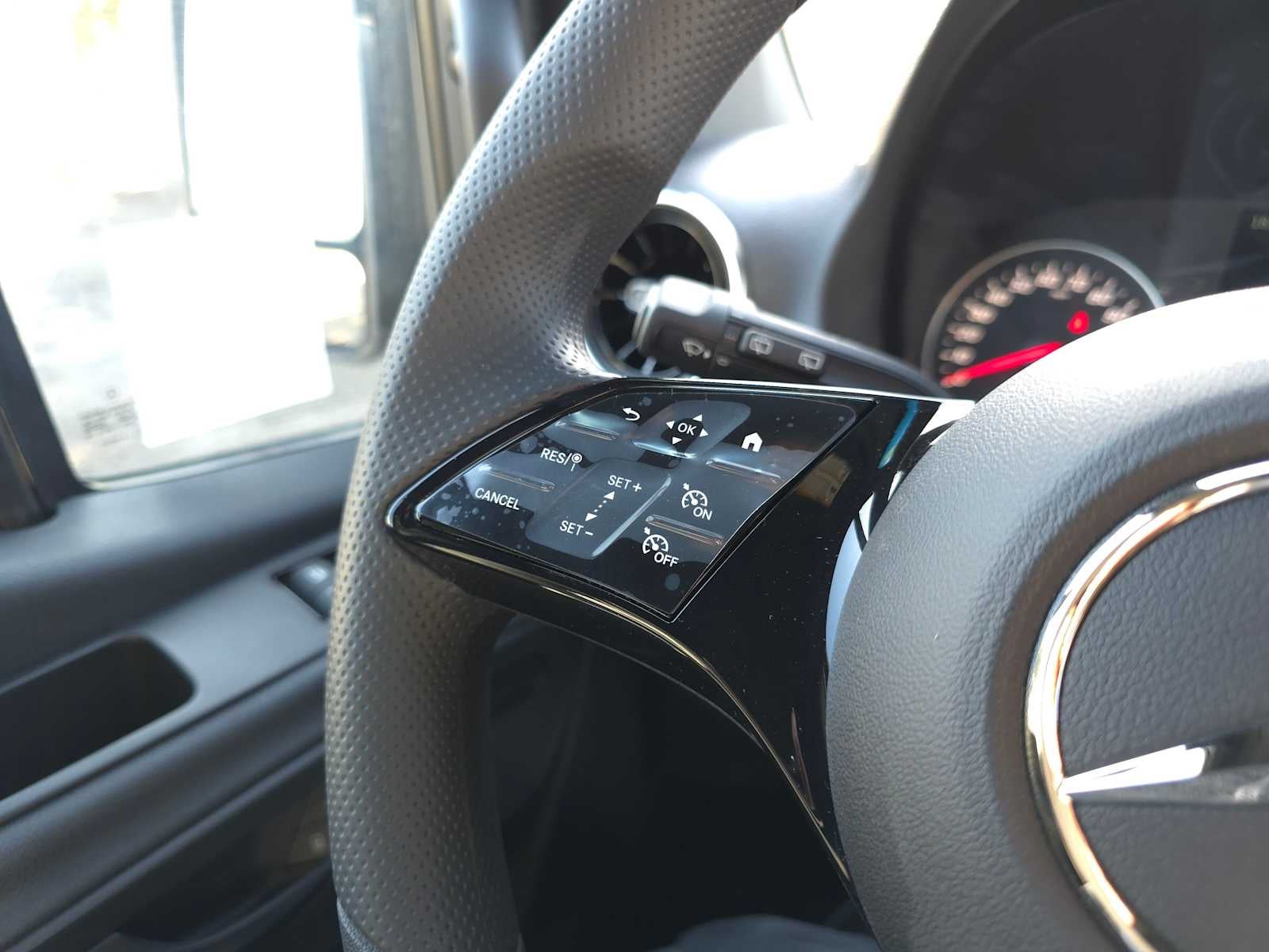 2025 Mercedes-Benz Sprinter Passenger Van 2500 Standard Roof I4 Diesel 144" RWD