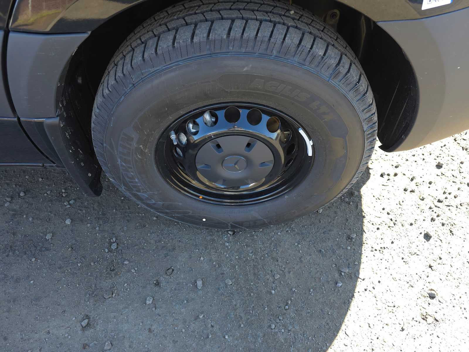 2025 Mercedes-Benz Sprinter Passenger Van 2500 Standard Roof I4 Diesel 144" RWD