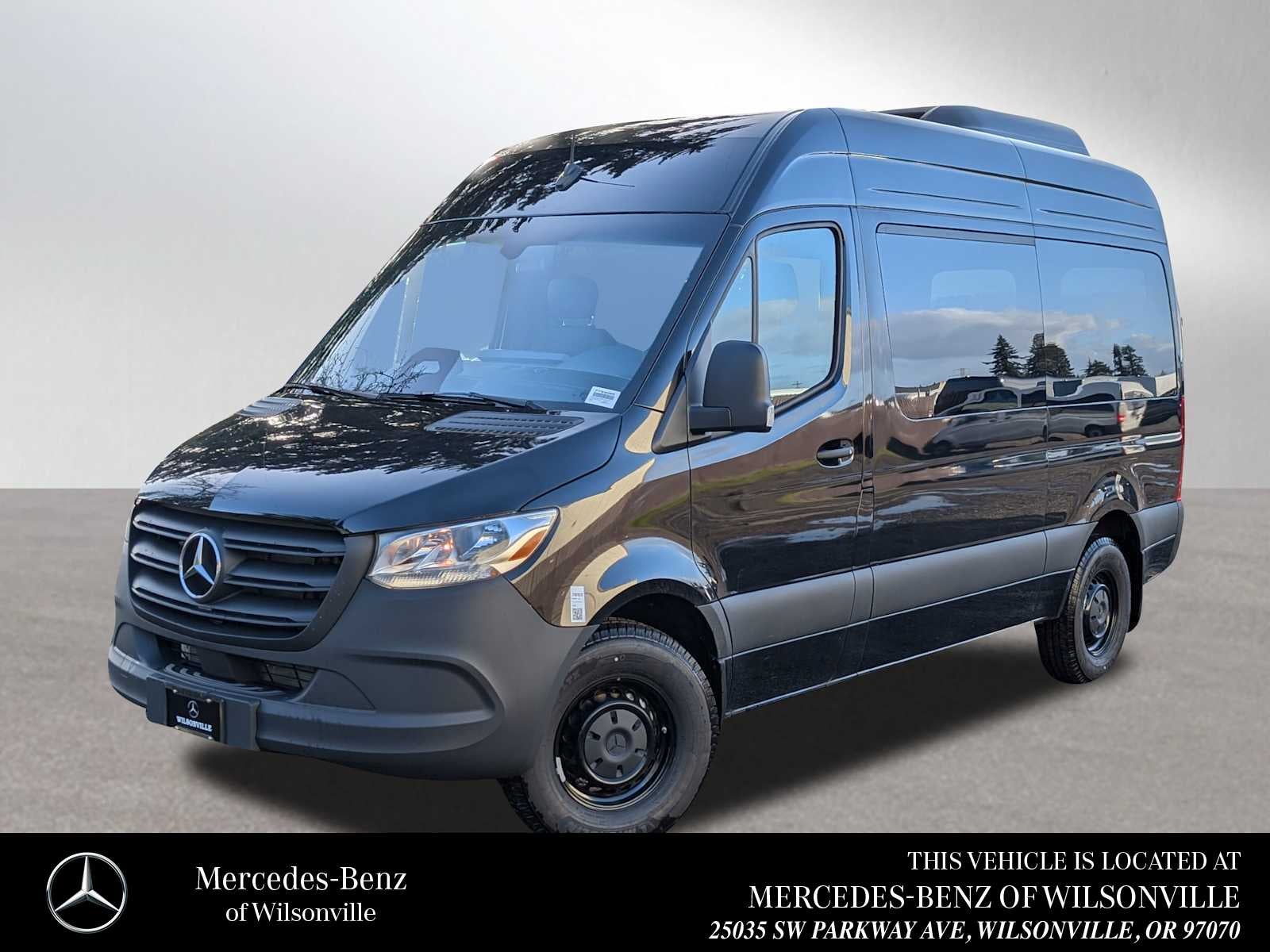 2025 Mercedes-Benz Sprinter Passenger Van 2500 Standard Roof I4 Diesel 144" RWD