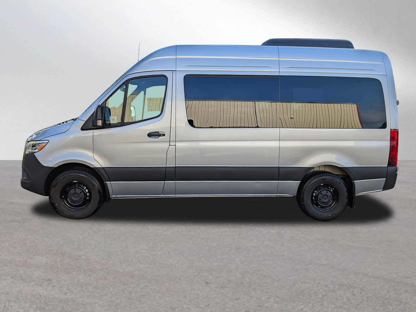 2025 Mercedes-Benz Sprinter Passenger Van 2500 Standard Roof I4 Diesel 144" RWD