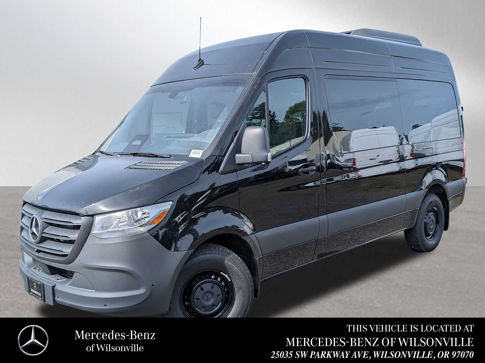 2025 Mercedes-Benz Sprinter Passenger Van 2500 Standard Roof I4 Diesel 144" RWD