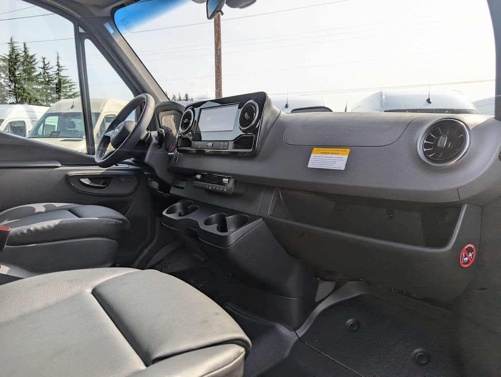 2025 Mercedes-Benz Sprinter Passenger Van 2500 Standard Roof I4 Diesel 144" RWD