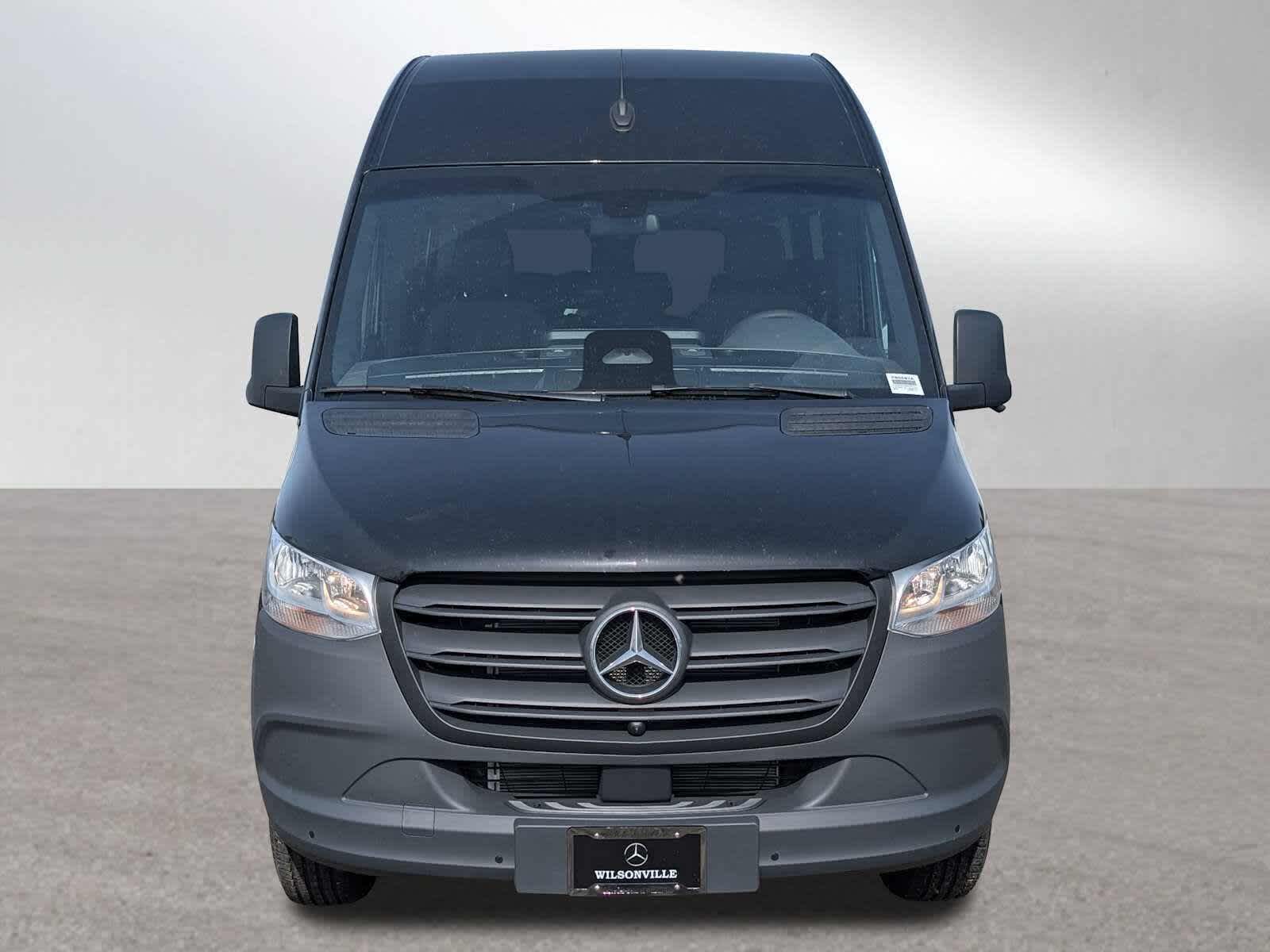 2025 Mercedes-Benz Sprinter Passenger Van 2500 Standard Roof I4 Diesel 144" RWD