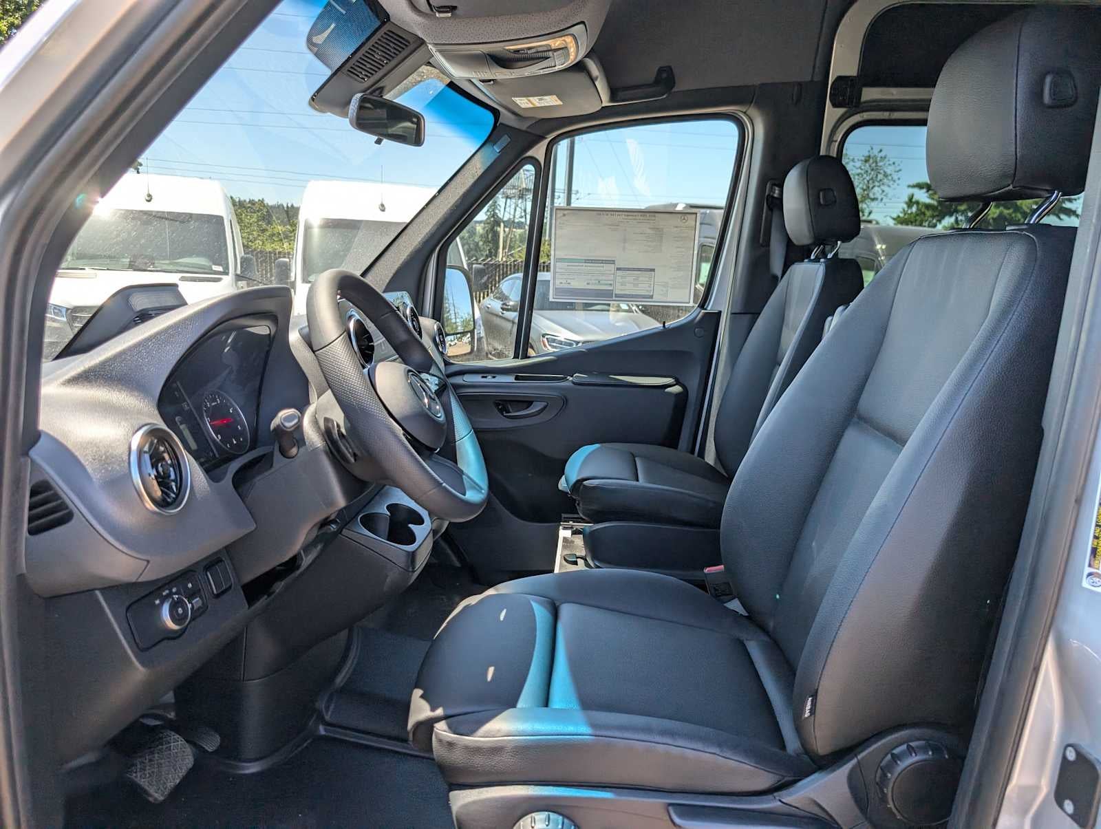 2025 Mercedes-Benz Sprinter Passenger Van 2500 Standard Roof I4 Diesel HO 144" RWD