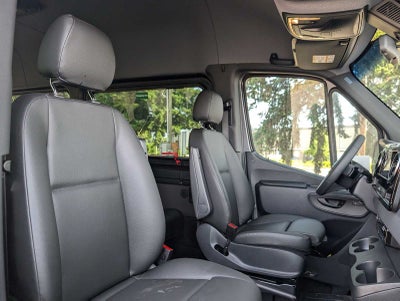 2025 Mercedes-Benz Sprinter Passenger Van 2500 Standard Roof I4 Diesel HO 144" RWD