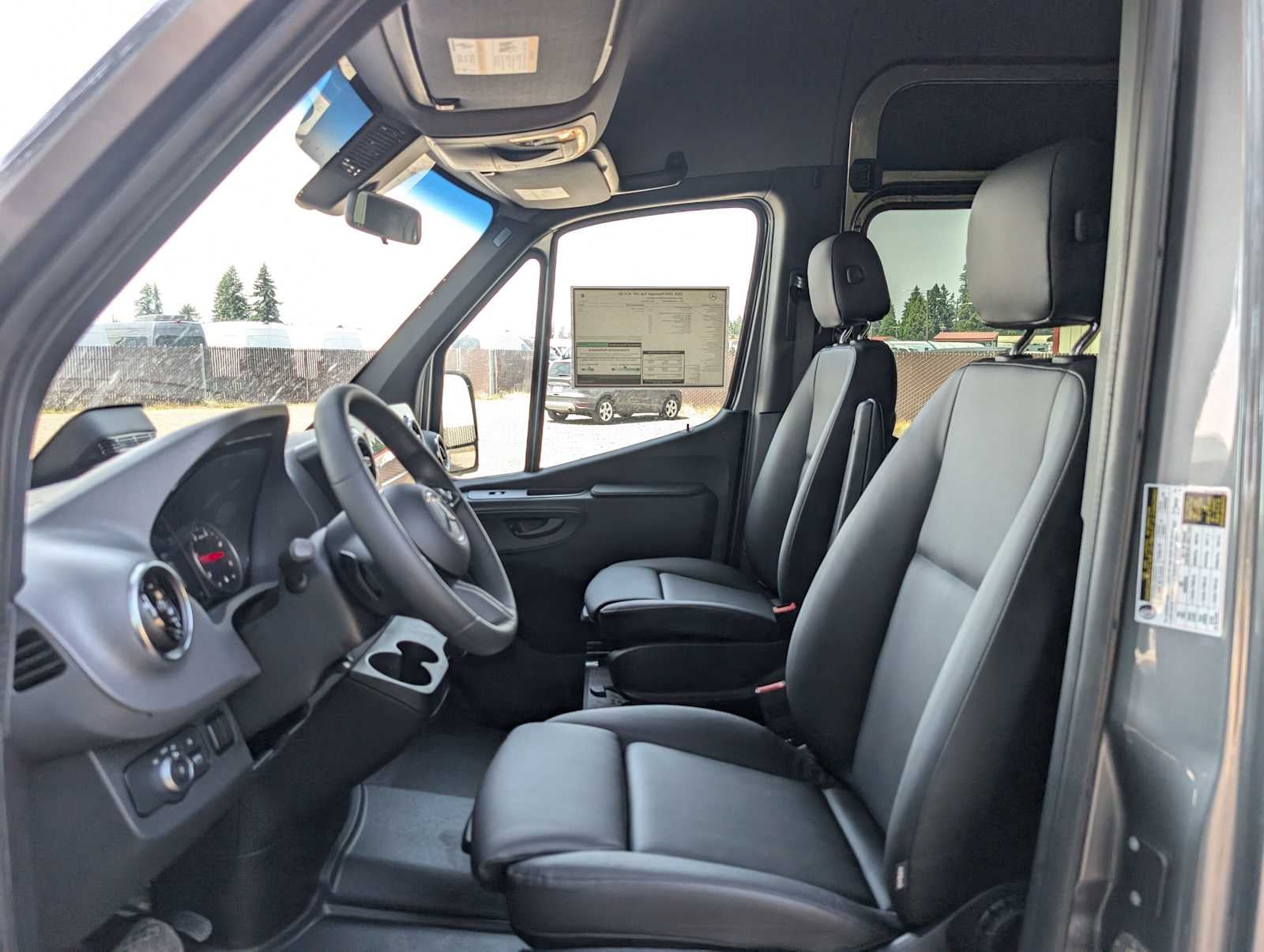 2025 Mercedes-Benz Sprinter Passenger Van 2500 Standard Roof I4 Diesel HO 144" RWD