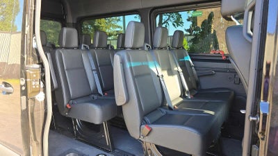2025 Mercedes-Benz Sprinter Passenger Van 2500 Standard Roof I4 Diesel HO 144 RWD