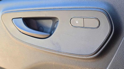 2025 Mercedes-Benz Sprinter Passenger Van 2500 Standard Roof I4 Diesel HO 144 RWD