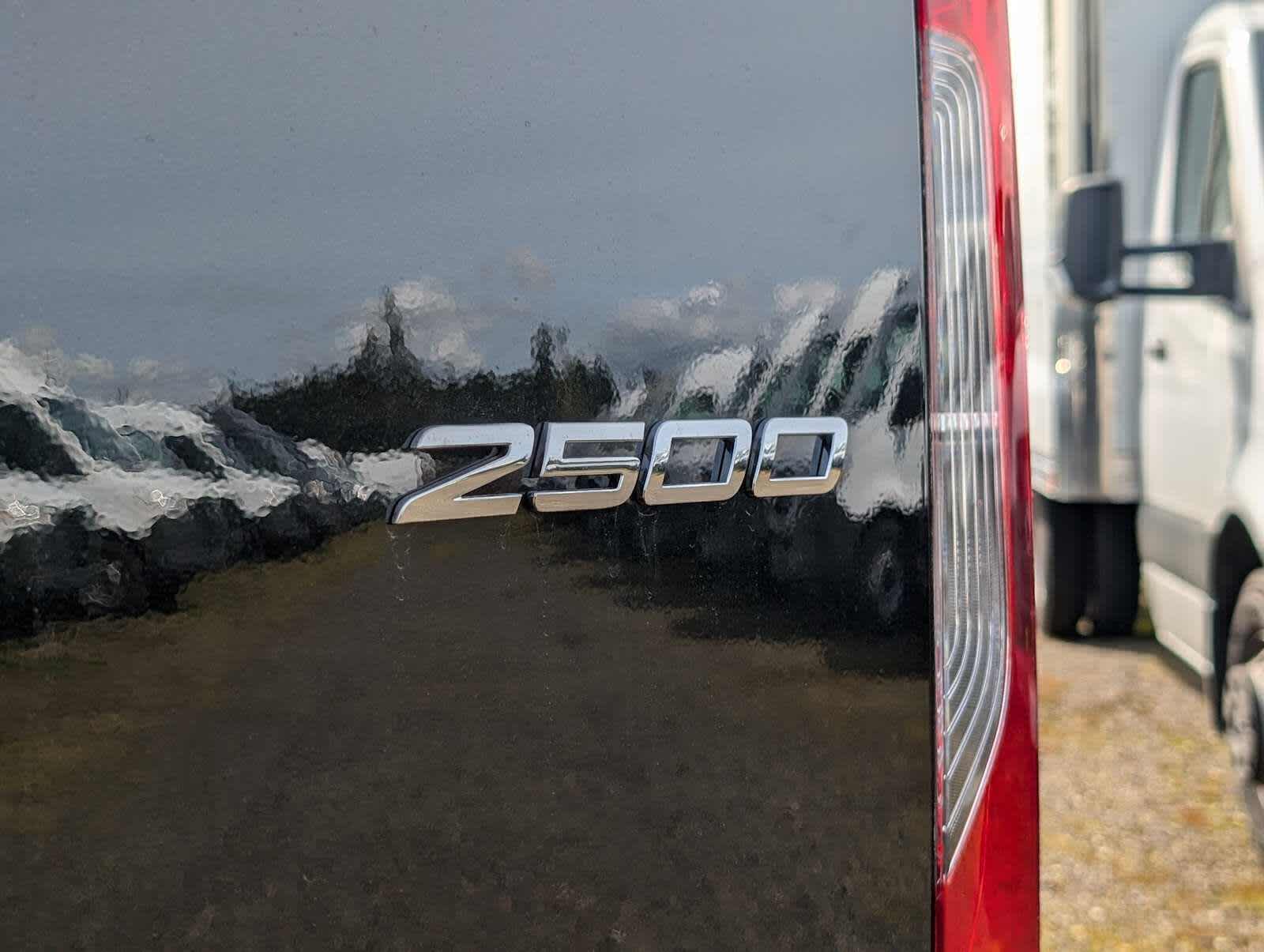 2025 Mercedes-Benz Sprinter Passenger Van 2500 Standard Roof I4 Diesel HO 144" RWD