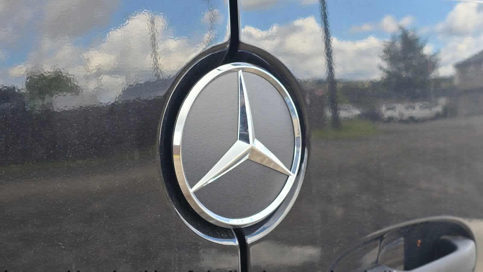 2025 Mercedes-Benz Sprinter Passenger Van 2500 Standard Roof I4 Diesel HO 144 RWD
