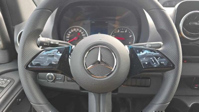 2025 Mercedes-Benz Sprinter Passenger Van 2500 Standard Roof I4 Diesel HO 144 RWD