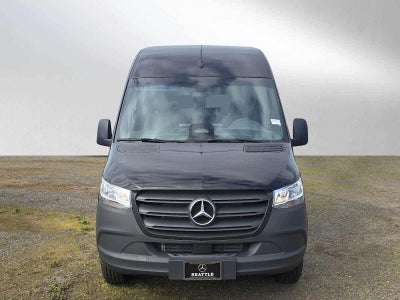 2025 Mercedes-Benz Sprinter Passenger Van 2500 Standard Roof I4 Diesel HO 144 RWD