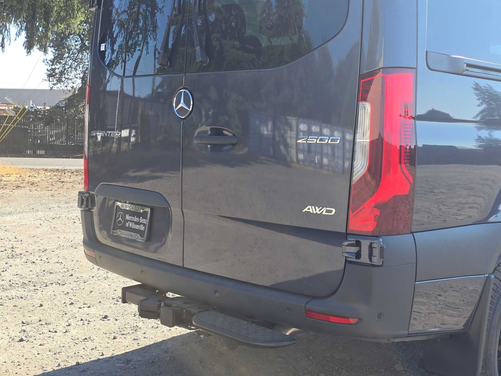 2026 Mercedes-Benz Sprinter Passenger 2500 Standard Roof I4 Diesel HO 144 AWD