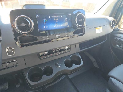 2026 Mercedes-Benz Sprinter Passenger 2500 Standard Roof I4 Diesel HO 144 AWD