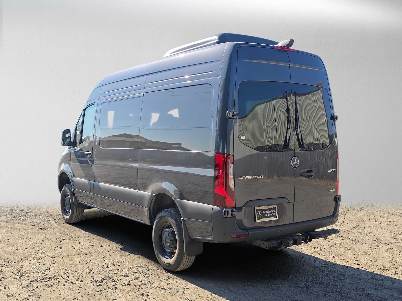 2026 Mercedes-Benz Sprinter Passenger 2500 Standard Roof I4 Diesel HO 144 AWD