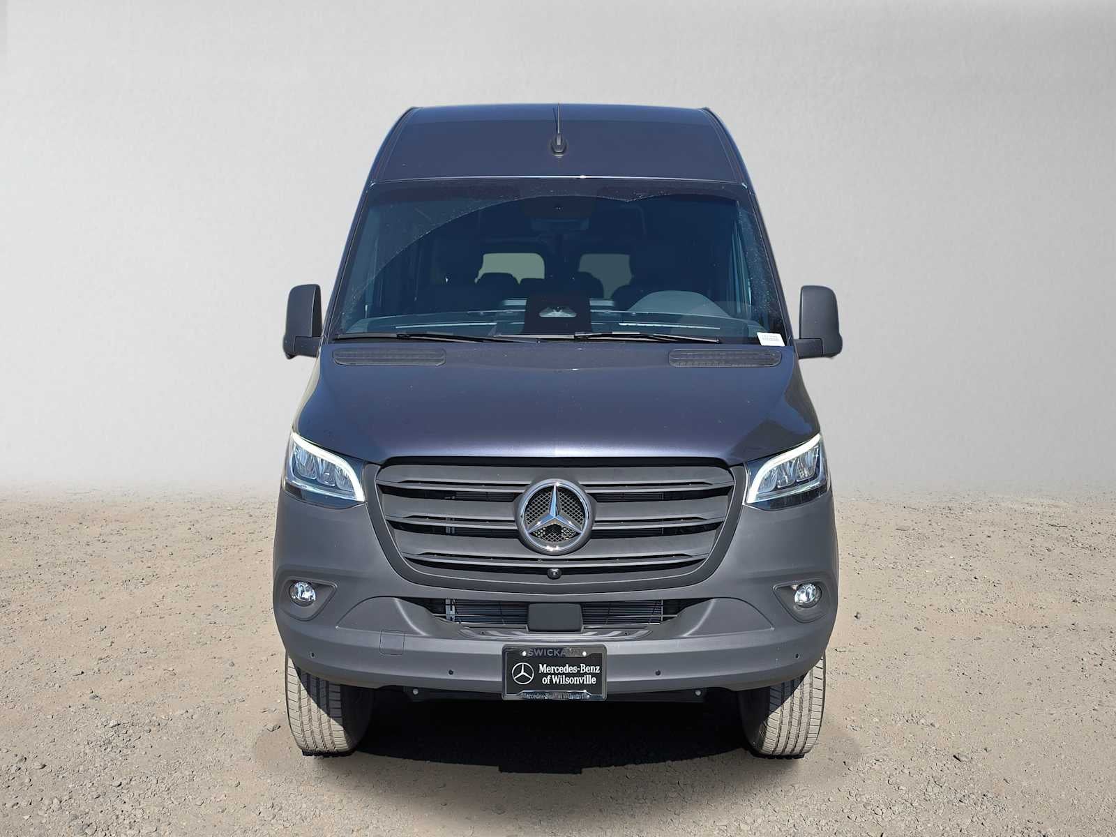 2026 Mercedes-Benz Sprinter Passenger 2500 Standard Roof I4 Diesel HO 144 AWD