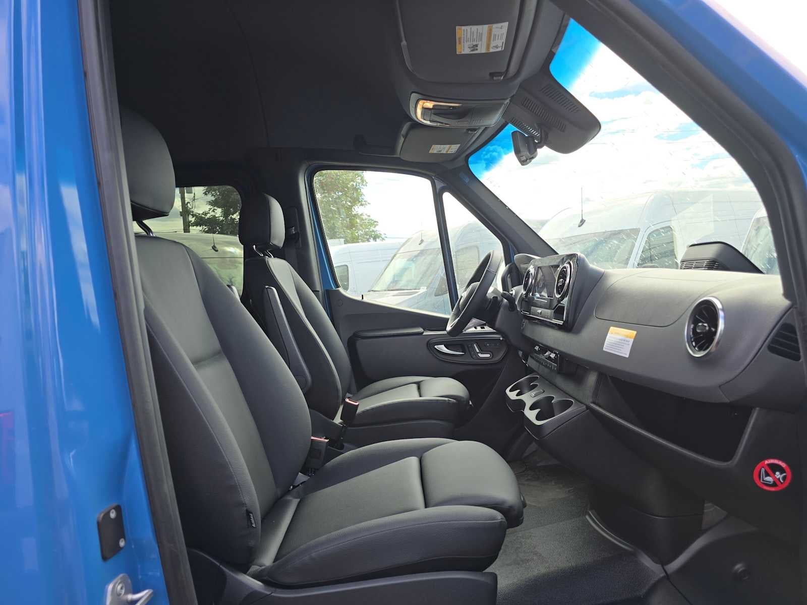 2026 Mercedes-Benz Sprinter Passenger 2500 Standard Roof I4 Diesel HO 144 AWD