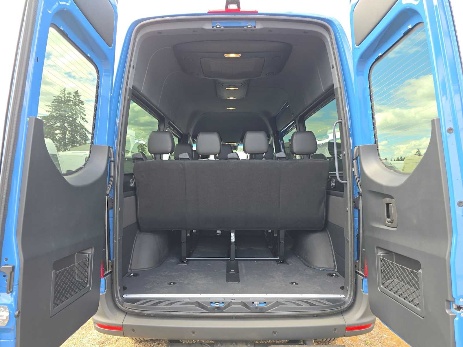 2026 Mercedes-Benz Sprinter Passenger 2500 Standard Roof I4 Diesel HO 144 AWD