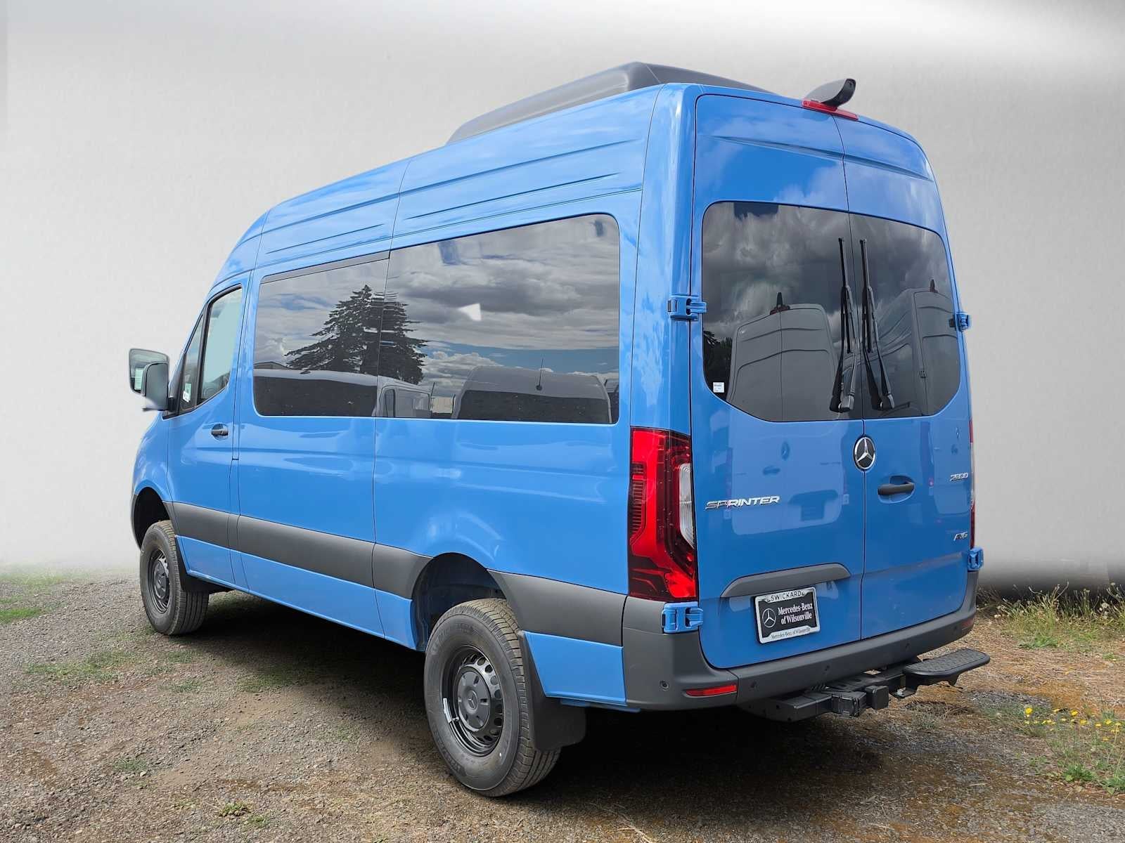 2026 Mercedes-Benz Sprinter Passenger 2500 Standard Roof I4 Diesel HO 144 AWD