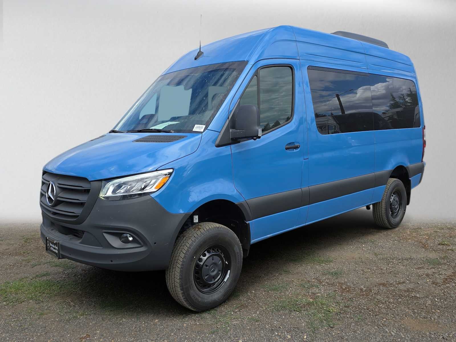 2026 Mercedes-Benz Sprinter Passenger 2500 Standard Roof I4 Diesel HO 144 AWD