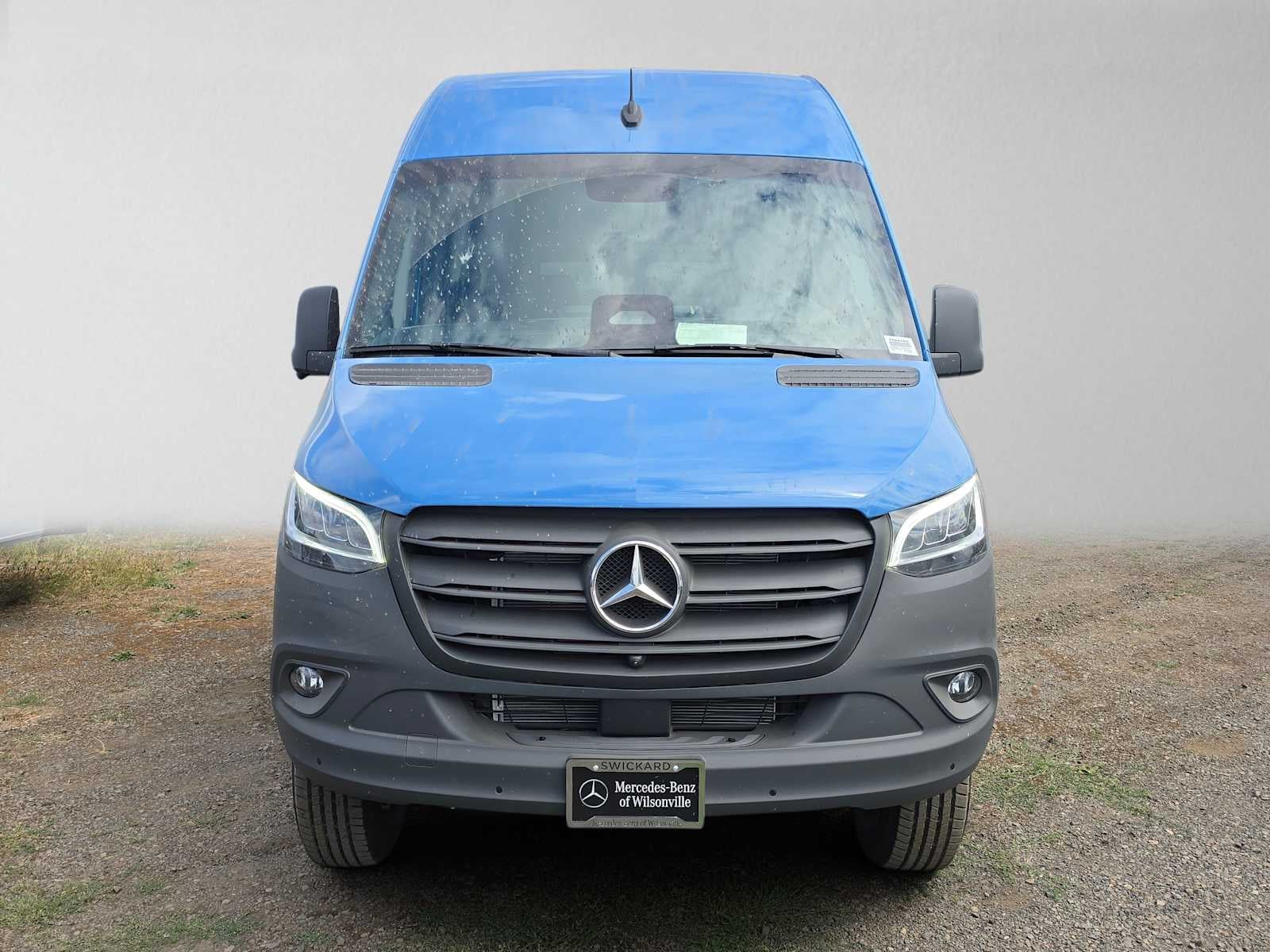 2026 Mercedes-Benz Sprinter Passenger 2500 Standard Roof I4 Diesel HO 144 AWD
