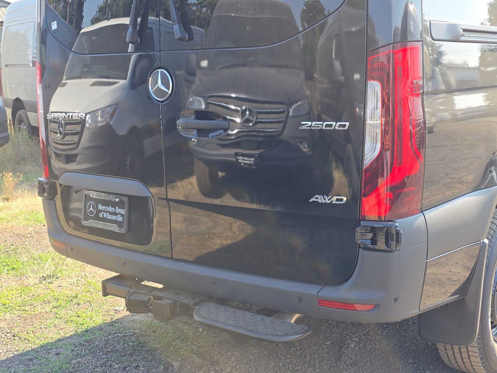 2026 Mercedes-Benz Sprinter Passenger Van 2500 Standard Roof I4 Diesel HO 144 AWD