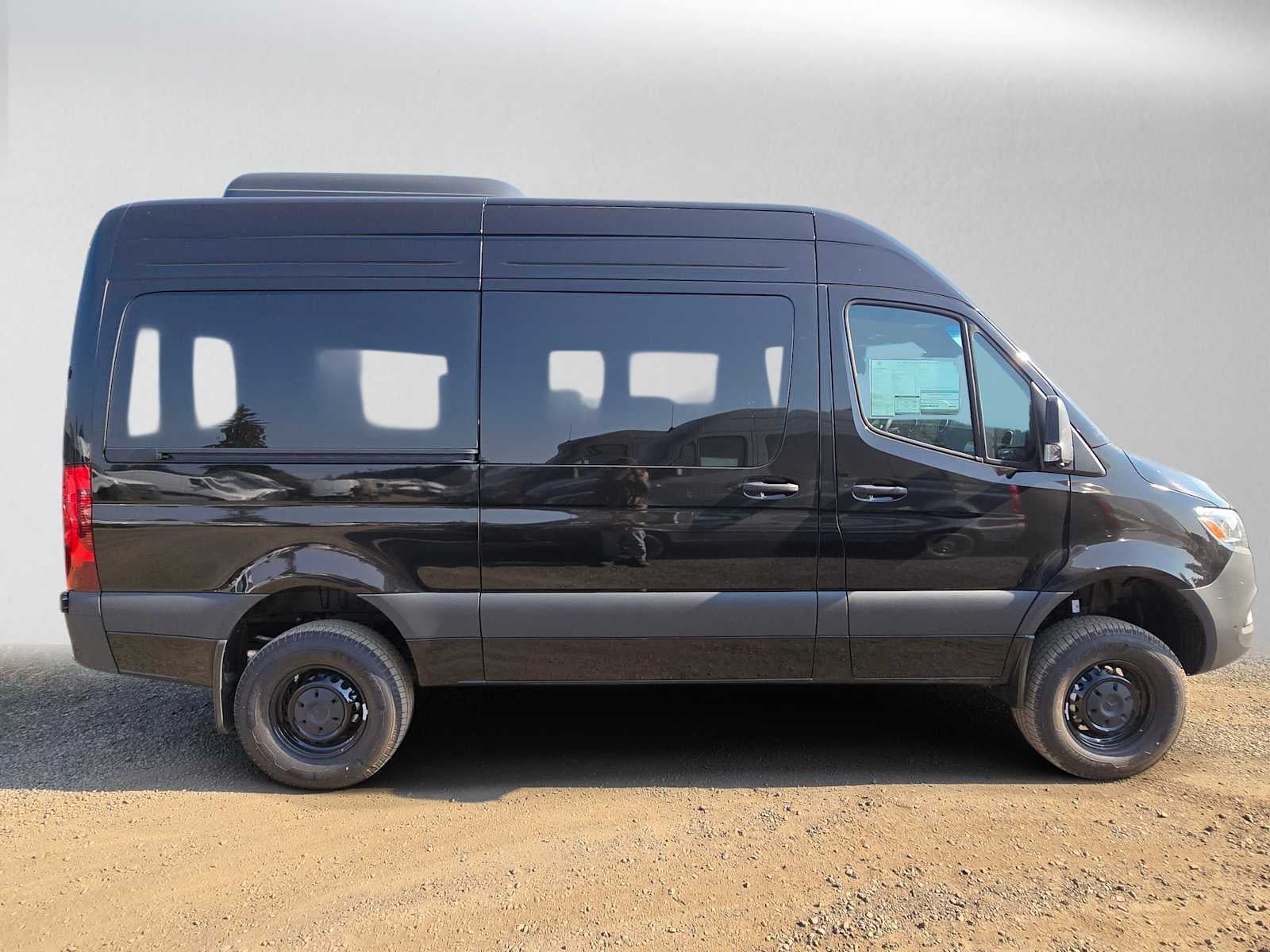 2026 Mercedes-Benz Sprinter Passenger Van 2500 Standard Roof I4 Diesel HO 144 AWD