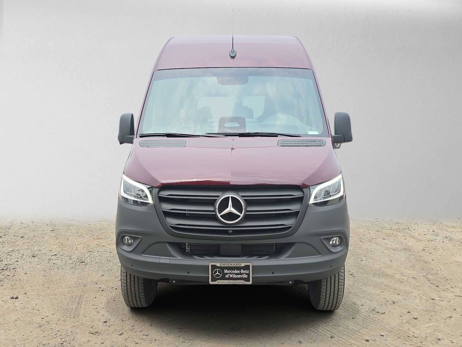 2026 Mercedes-Benz Sprinter Passenger 2500 Standard Roof I4 Diesel HO 144 AWD