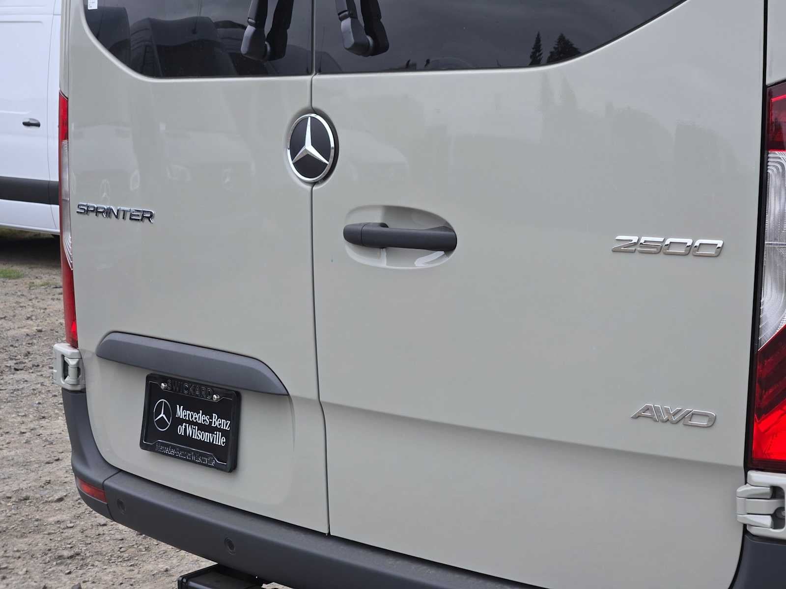 2026 Mercedes-Benz Sprinter Passenger 2500 Standard Roof I4 Diesel HO 144 AWD
