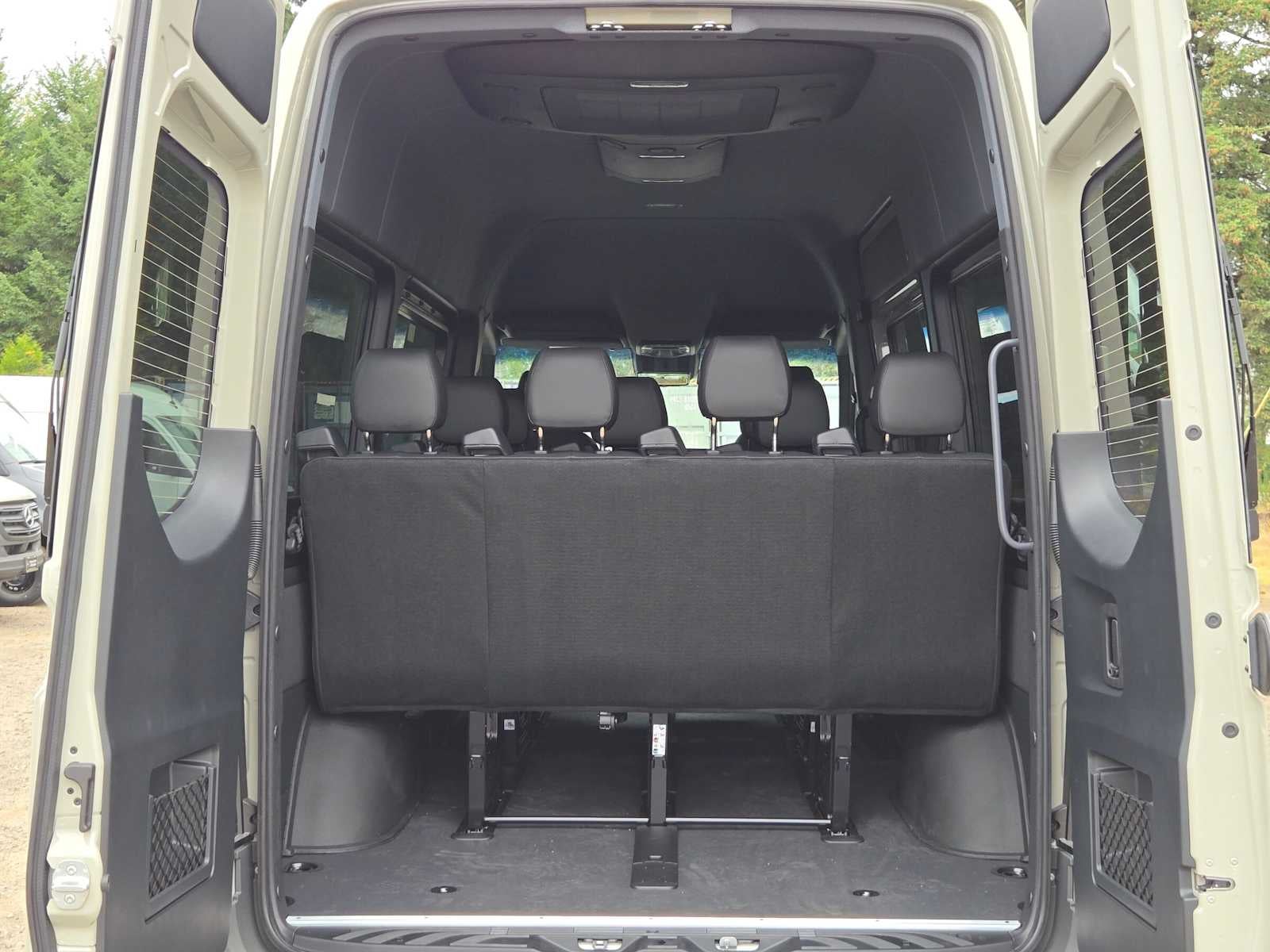 2026 Mercedes-Benz Sprinter Passenger 2500 Standard Roof I4 Diesel HO 144 AWD