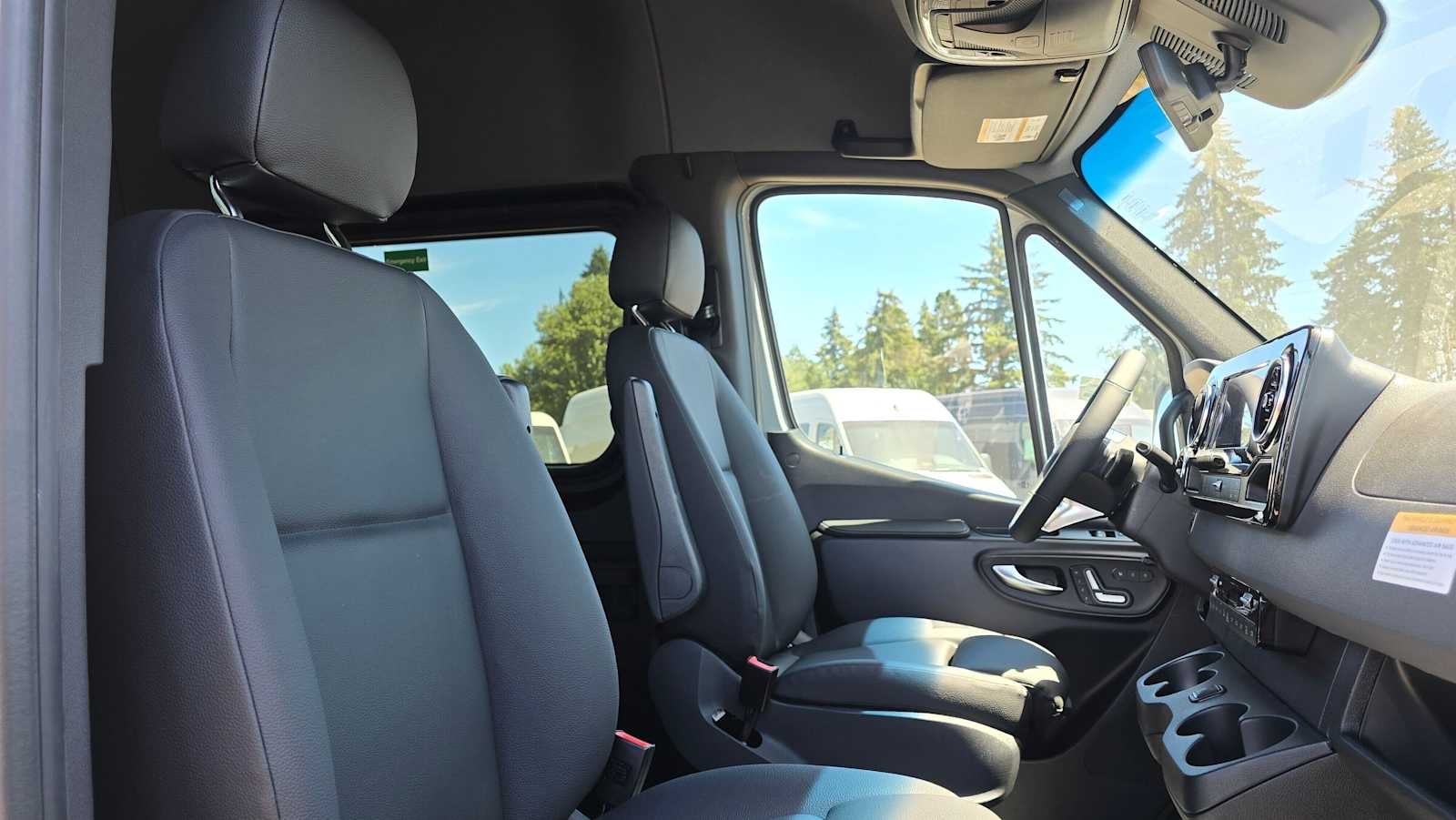 2026 Mercedes-Benz Sprinter Passenger Van 2500 Standard Roof I4 Diesel HO 144 AWD