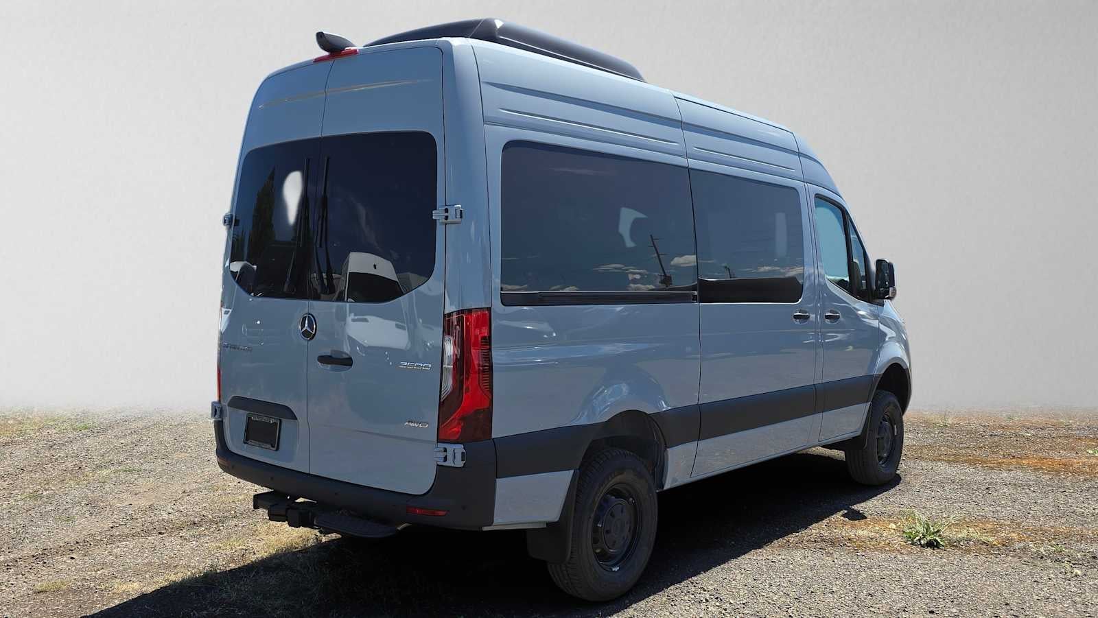 2026 Mercedes-Benz Sprinter Passenger Van 2500 Standard Roof I4 Diesel HO 144 AWD