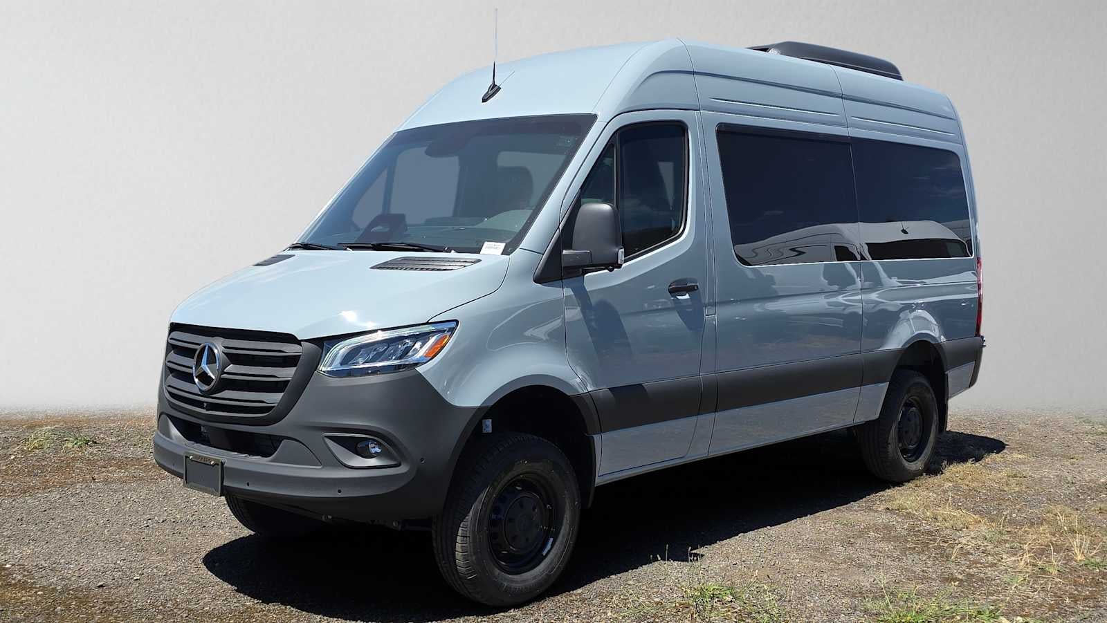 2026 Mercedes-Benz Sprinter Passenger Van 2500 Standard Roof I4 Diesel HO 144 AWD