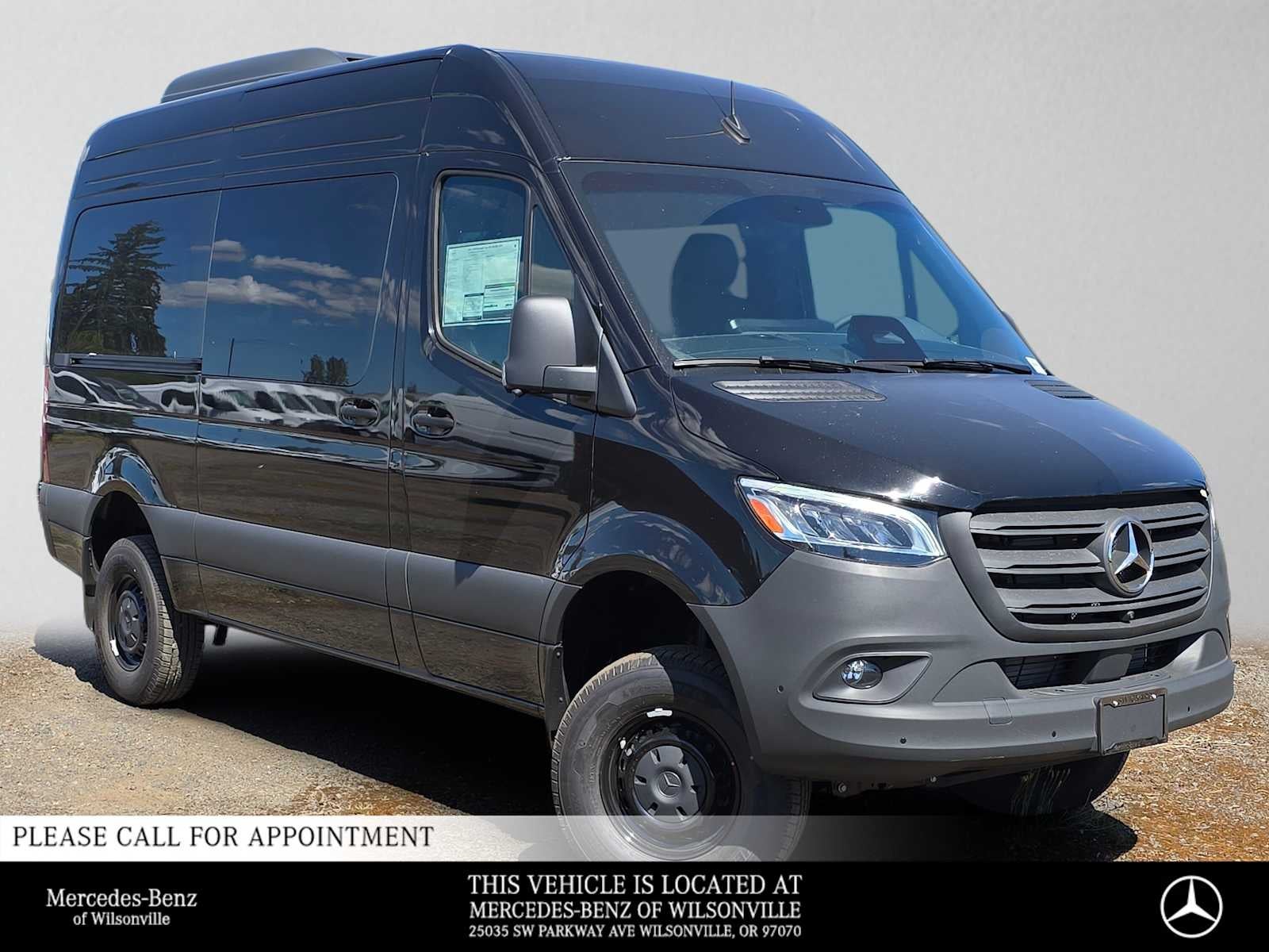 2026 Mercedes-Benz Sprinter Passenger Van 2500 Standard Roof I4 Diesel HO 144 AWD