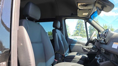 2026 Mercedes-Benz Sprinter Passenger Van 2500 Standard Roof I4 Diesel HO 144 AWD