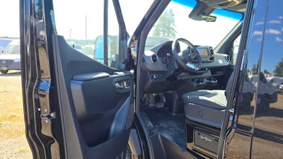 2026 Mercedes-Benz Sprinter Passenger Van 2500 Standard Roof I4 Diesel HO 144 AWD