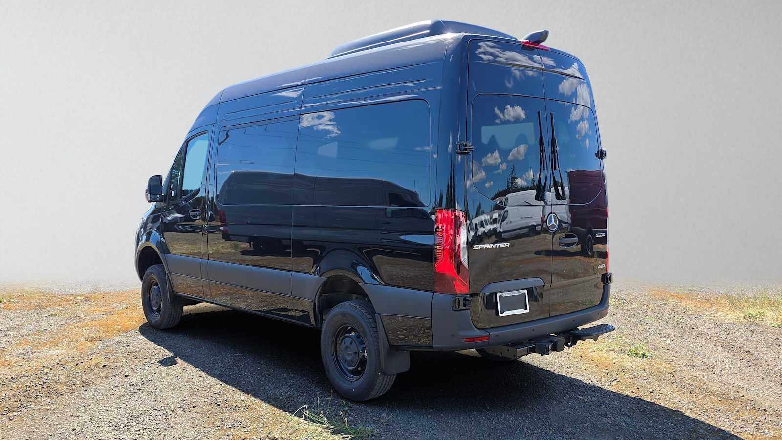 2026 Mercedes-Benz Sprinter Passenger Van 2500 Standard Roof I4 Diesel HO 144 AWD