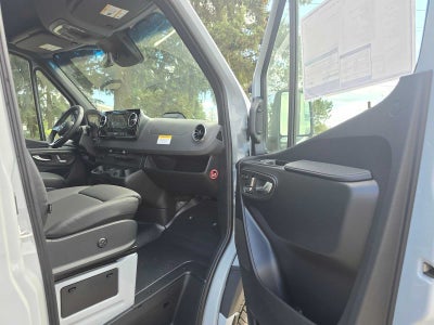 2026 Mercedes-Benz Sprinter Passenger Van 2500 Standard Roof I4 Diesel HO 144 AWD