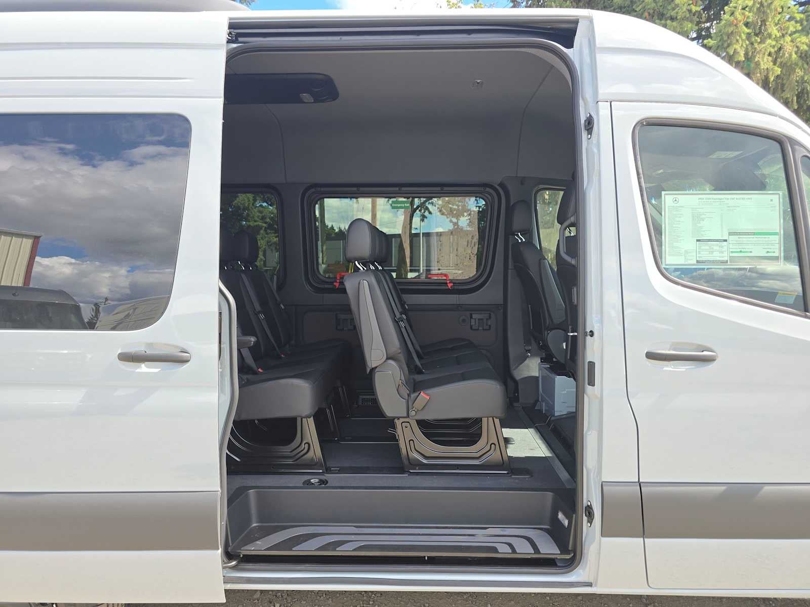 2026 Mercedes-Benz Sprinter Passenger Van 2500 Standard Roof I4 Diesel HO 144 AWD