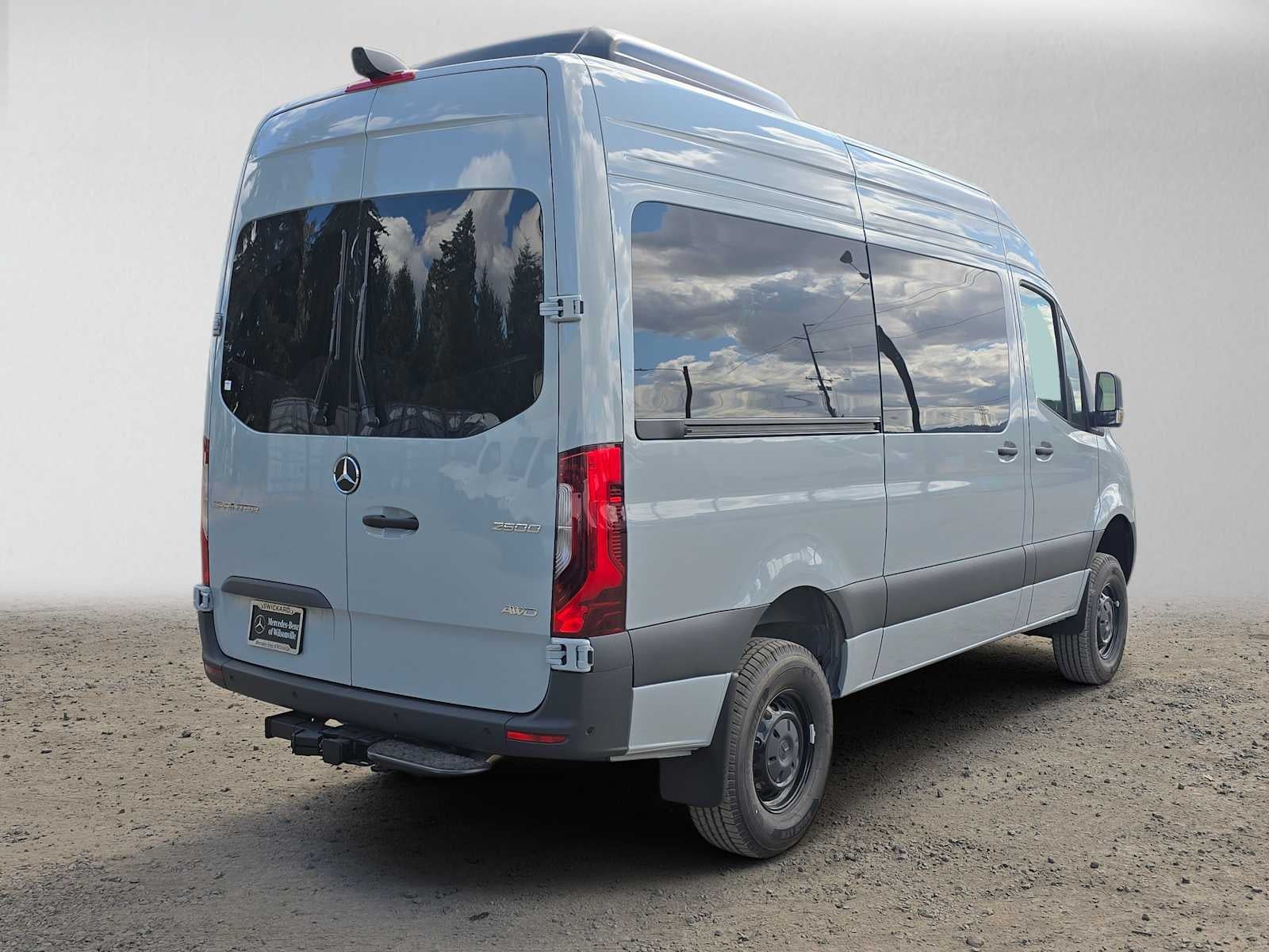 2026 Mercedes-Benz Sprinter Passenger Van 2500 Standard Roof I4 Diesel HO 144 AWD