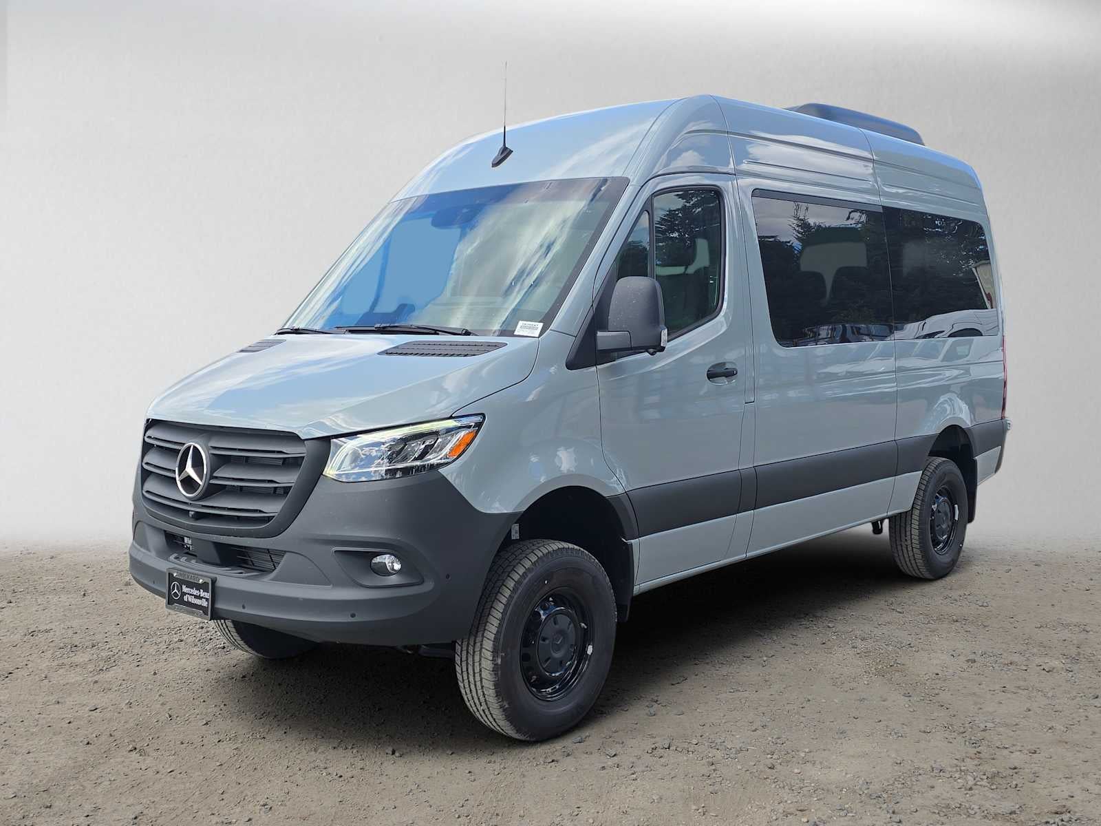 2026 Mercedes-Benz Sprinter Passenger Van 2500 Standard Roof I4 Diesel HO 144 AWD