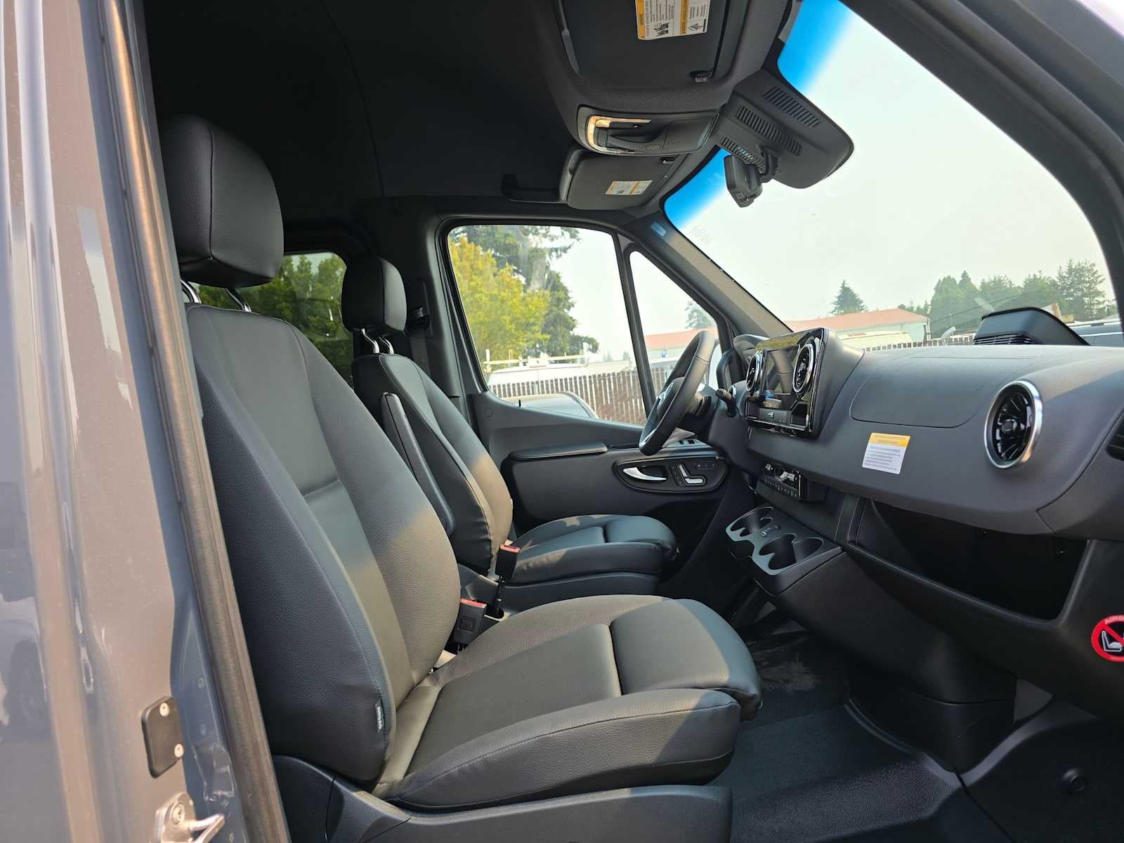 2026 Mercedes-Benz Sprinter Passenger 2500 Standard Roof I4 Diesel HO 144 AWD