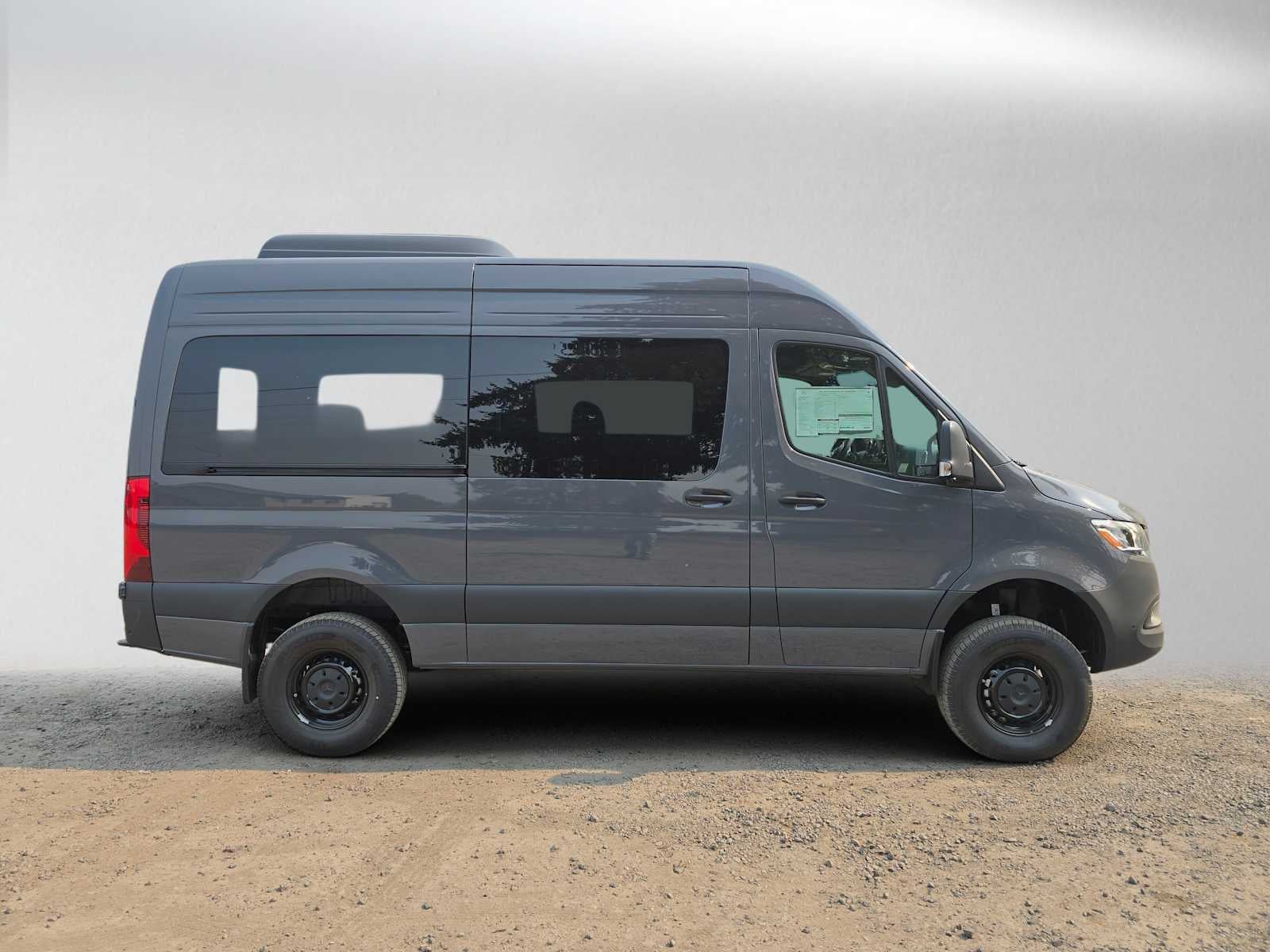 2026 Mercedes-Benz Sprinter Passenger 2500 Standard Roof I4 Diesel HO 144 AWD
