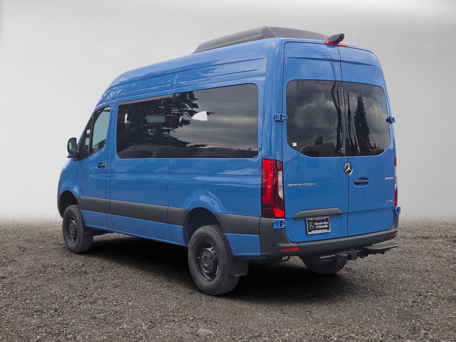 2026 Mercedes-Benz Sprinter Passenger 2500 Standard Roof I4 Diesel HO 144 AWD