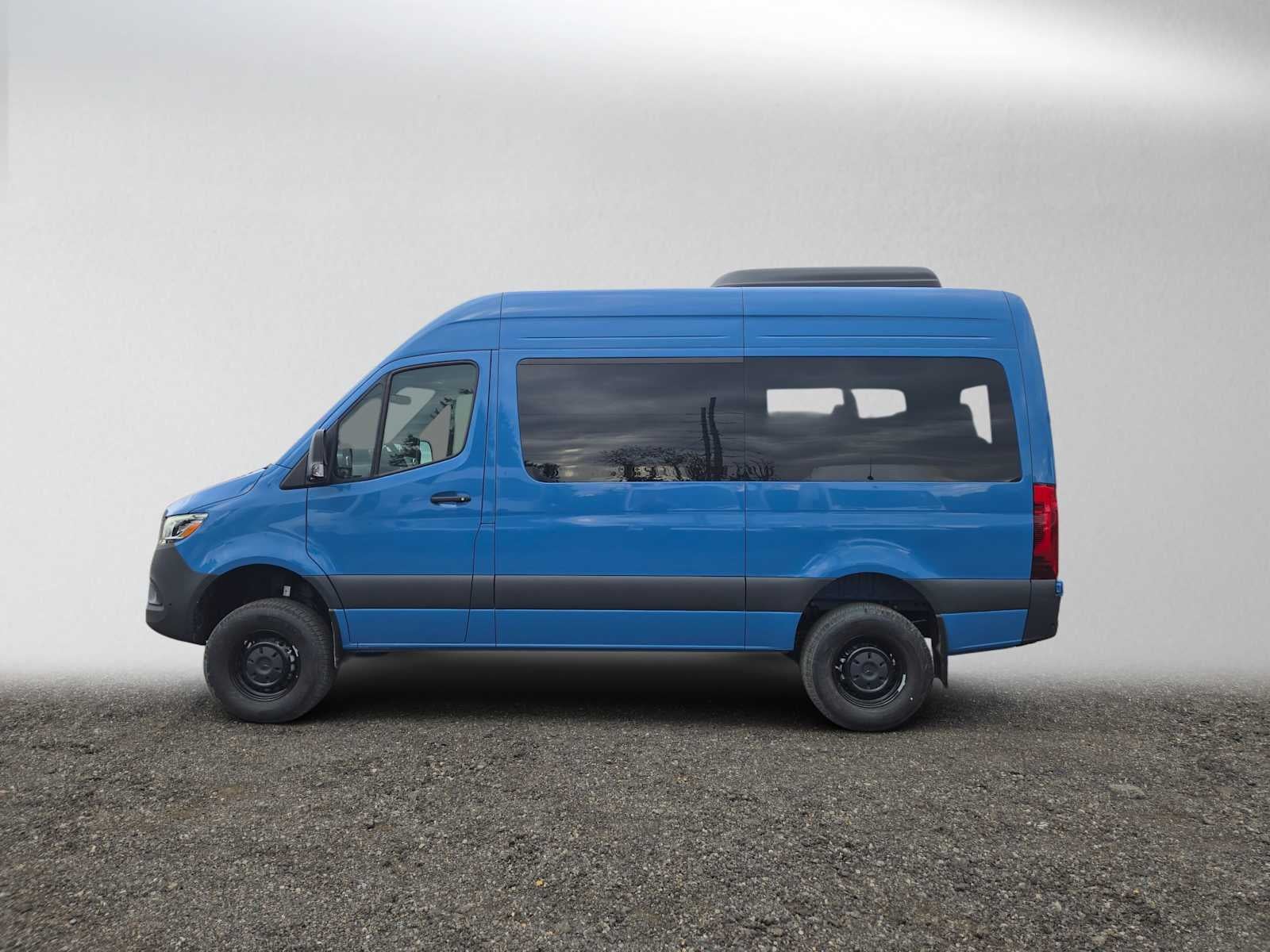 2026 Mercedes-Benz Sprinter Passenger 2500 Standard Roof I4 Diesel HO 144 AWD