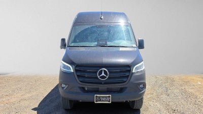 2026 Mercedes-Benz Sprinter Passenger 2500 Standard Roof I4 Diesel HO 144 AWD