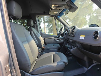 2026 Mercedes-Benz Sprinter Passenger Van 2500 Standard Roof I4 Diesel HO 144 AWD
