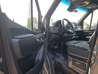 2026 Mercedes-Benz Sprinter Passenger Van 2500 Standard Roof I4 Diesel HO 144 AWD